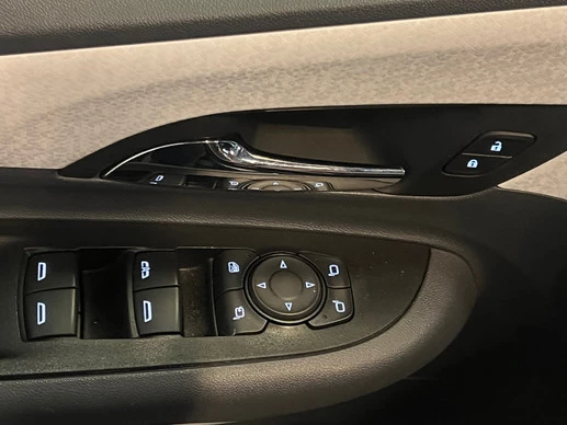 Opel Ampera-e - Afbeelding 10 van 21