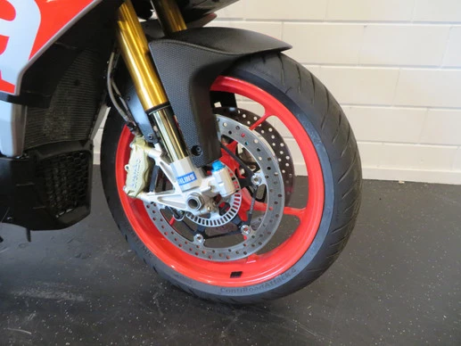 Aprilia Tuono V4 - Afbeelding 7 van 14