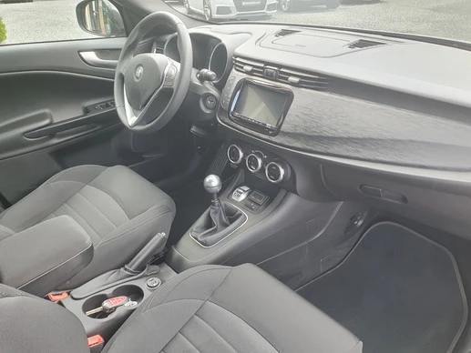 Alfa Romeo Giulietta - Afbeelding 23 van 29
