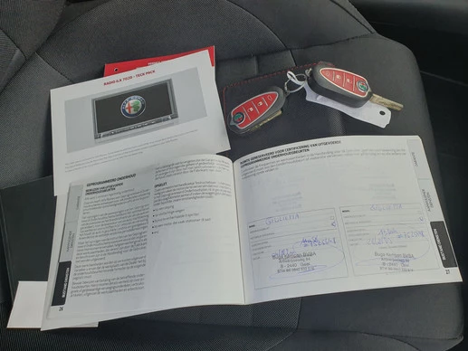 Alfa Romeo Giulietta - Afbeelding 27 van 29