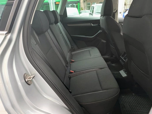 Škoda Karoq - Afbeelding 6 van 23