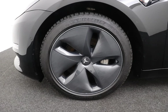 Tesla Model 3 - Afbeelding 7 van 27