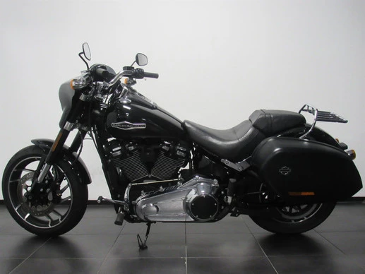 Harley-Davidson Sport Glide - Afbeelding 4 van 9