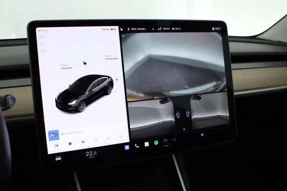 Tesla Model 3 - Afbeelding 5 van 30