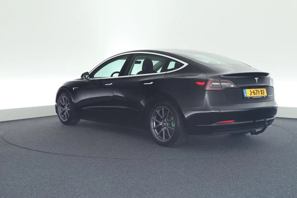Tesla Model 3 - Afbeelding 8 van 30