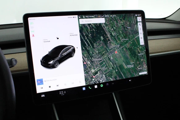 Tesla Model 3 - Afbeelding 17 van 30