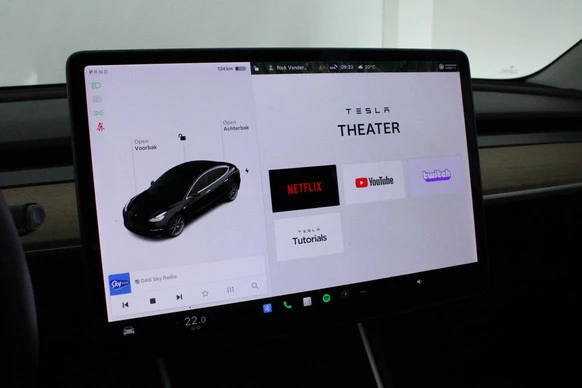 Tesla Model 3 - Afbeelding 22 van 30