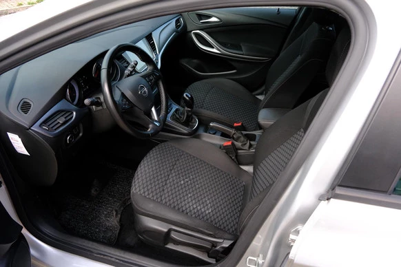 Opel Astra - Afbeelding 2 van 30
