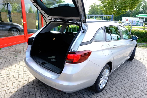 Opel Astra - Afbeelding 9 van 30