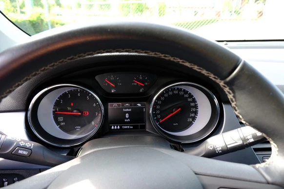Opel Astra - Afbeelding 12 van 30