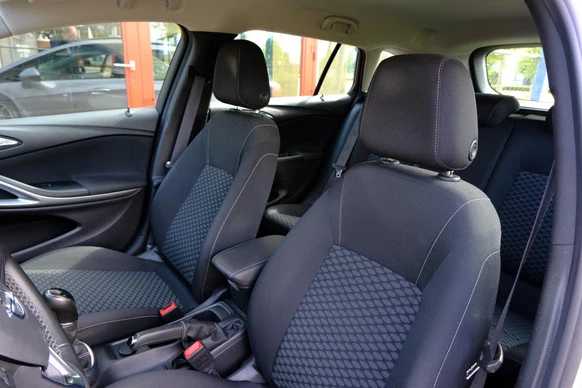 Opel Astra - Afbeelding 23 van 30