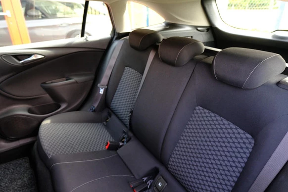 Opel Astra - Afbeelding 24 van 30