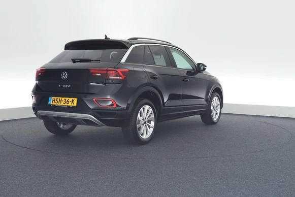 Volkswagen T-Roc - Afbeelding 8 van 30