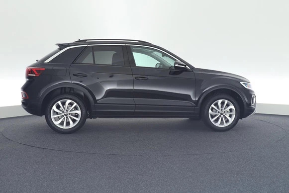 Volkswagen T-Roc - Afbeelding 9 van 30