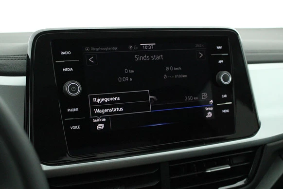 Volkswagen T-Roc - Afbeelding 21 van 30