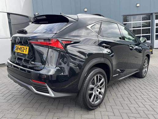 Lexus NX - Afbeelding 3 van 30