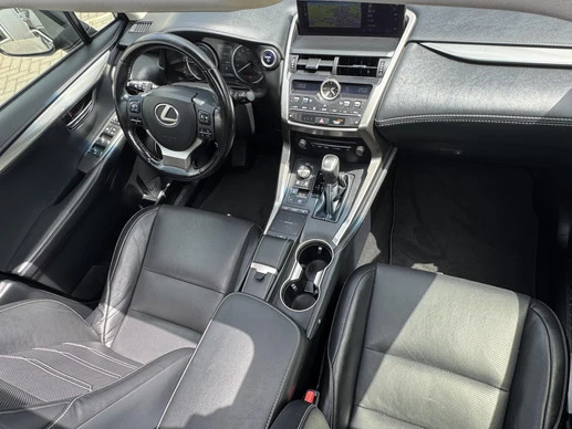 Lexus NX - Afbeelding 13 van 30