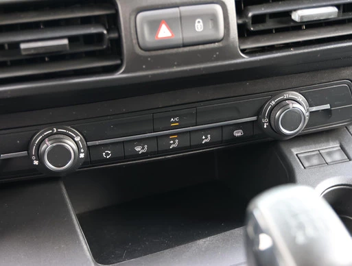 Opel Combo - Afbeelding 28 van 30