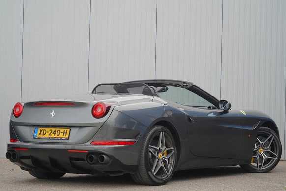 Ferrari California - Afbeelding 9 van 30