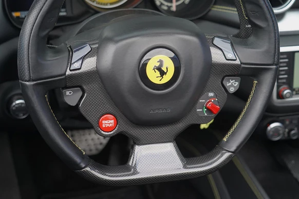 Ferrari California - Afbeelding 11 van 30