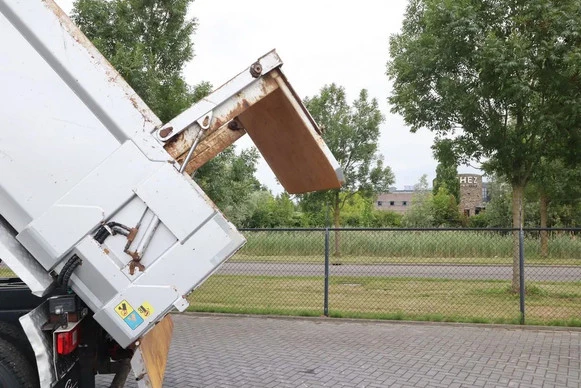 Iveco Stralis - Afbeelding 10 van 21