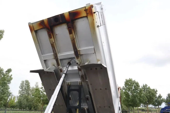 Iveco Stralis - Afbeelding 13 van 21