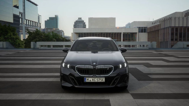 BMW i5 - Afbeelding 3 van 10