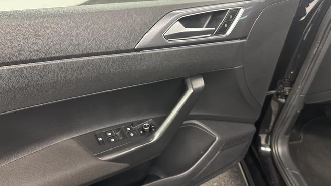 Volkswagen Polo - Afbeelding 18 van 30