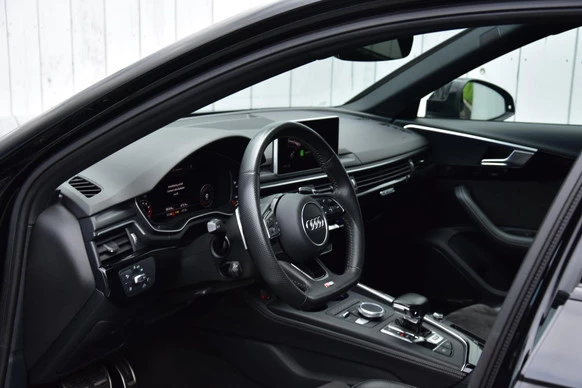 Audi RS4 - Afbeelding 3 van 30