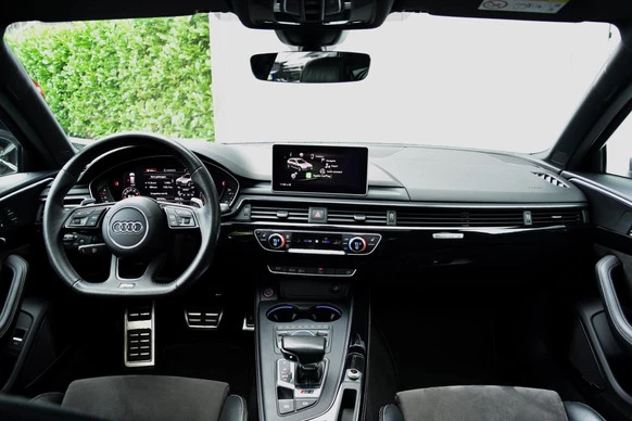 Audi RS4 - Afbeelding 4 van 30