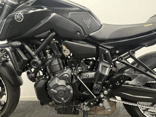 Yamaha MT 07 - Afbeelding 17 van 22
