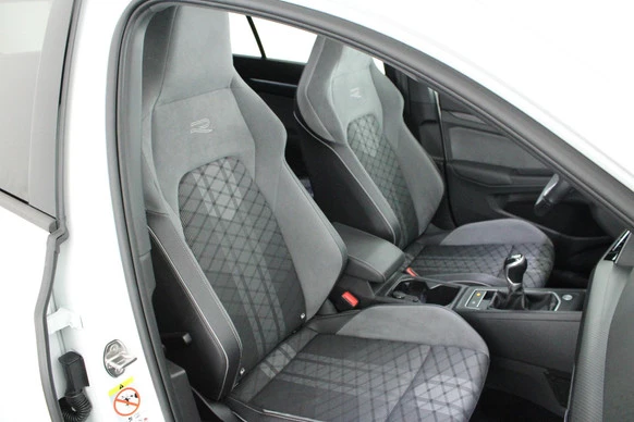 Volkswagen Golf - Afbeelding 2 van 30