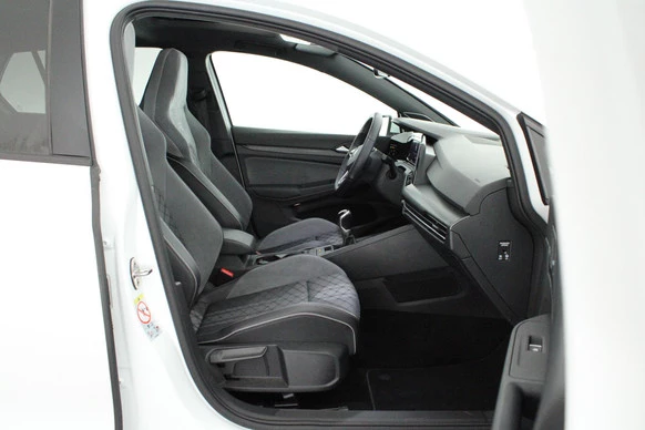 Volkswagen Golf - Afbeelding 14 van 30