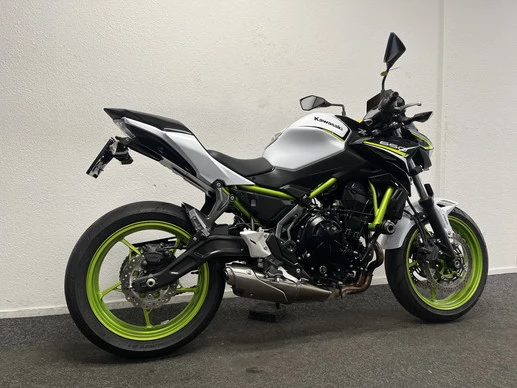 Kawasaki Z650 - Afbeelding 4 van 21