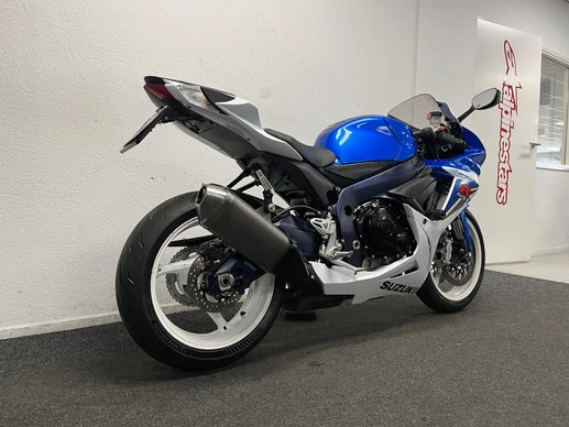 Suzuki GSX - Afbeelding 11 van 21
