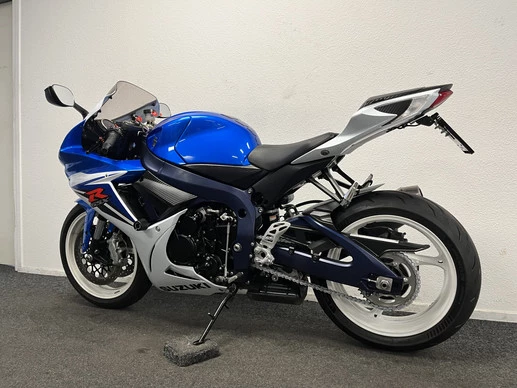 Suzuki GSX - Afbeelding 14 van 21