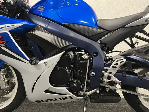 Suzuki GSX - Afbeelding 16 van 21