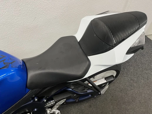 Suzuki GSX - Afbeelding 19 van 21