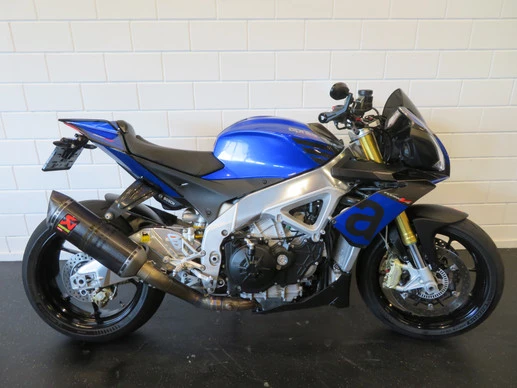 Aprilia Tuono V4 - Afbeelding 1 van 14