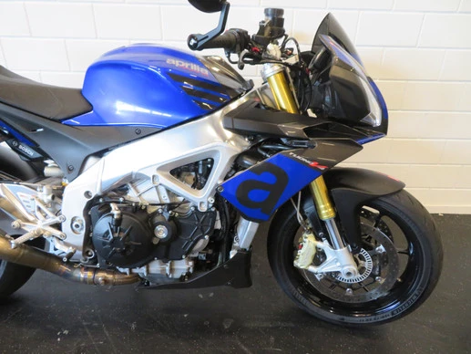Aprilia Tuono V4 - Afbeelding 9 van 14