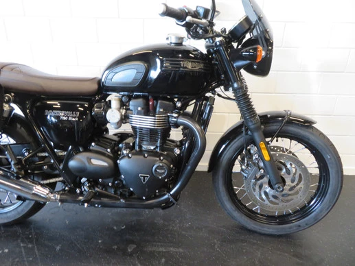 Triumph Bonneville - Afbeelding 9 van 15