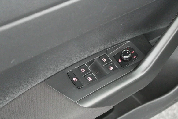 Volkswagen Polo - Afbeelding 12 van 30