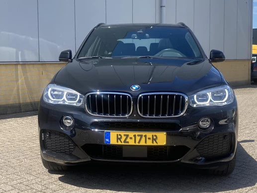 BMW X5 - Afbeelding 4 van 30