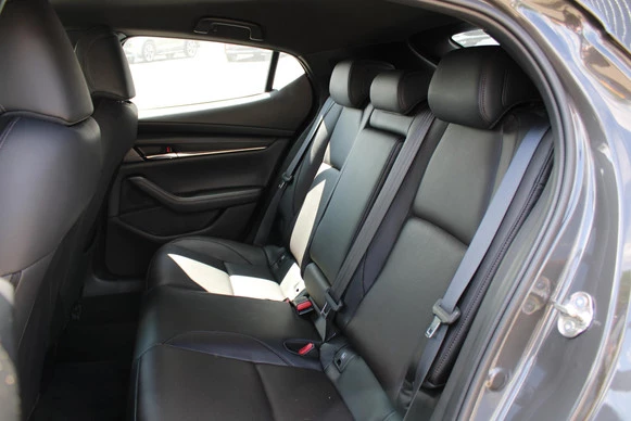 Mazda 3 - Afbeelding 26 van 30