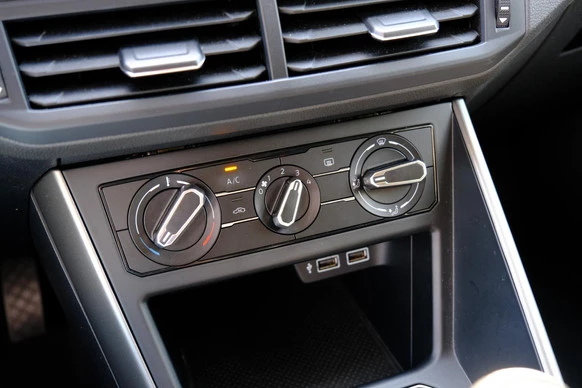 Volkswagen Polo - Afbeelding 13 van 30