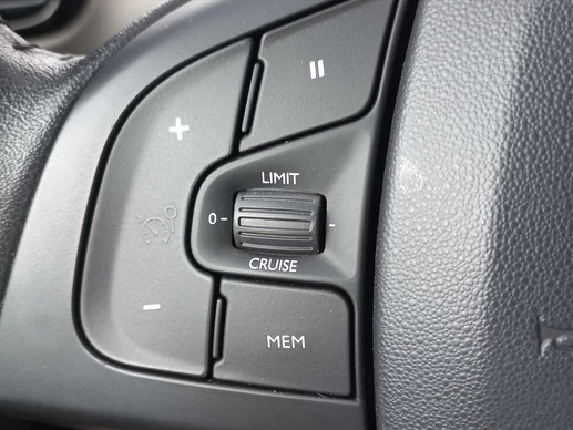 Citroën C4 Cactus - Afbeelding 18 van 30