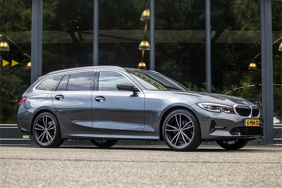 BMW 3 Serie - Afbeelding 1 van 30