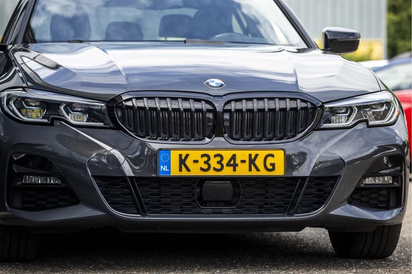 BMW 3 Serie - Afbeelding 12 van 30