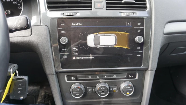 Volkswagen e-Golf - Afbeelding 8 van 24