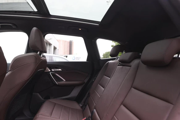 BMW iX1 - Afbeelding 12 van 30